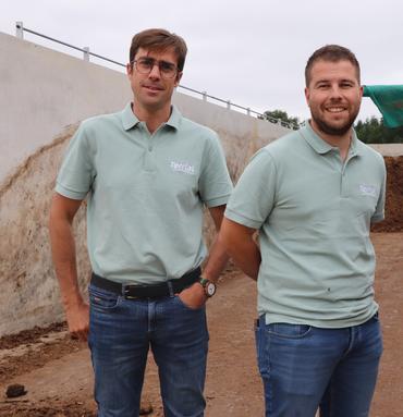 Terrial gère la mise en marché du compost et Florent Vacher de Terrial, responsable sourcing et relation éleveurs.
