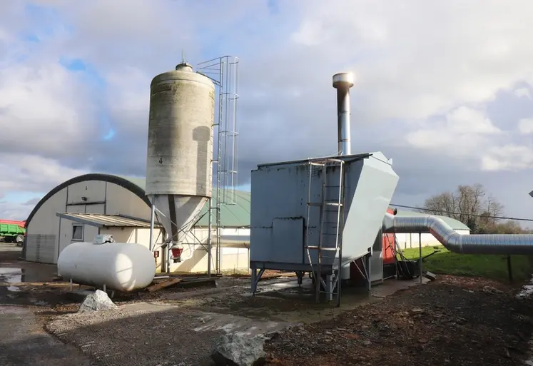 <em class="placeholder">Simple ou sophistiquée, la chaudière à biomasse est une bonne solution technique pour réduire la consommation de gaz, mais attention à sa rentabilité.</em>