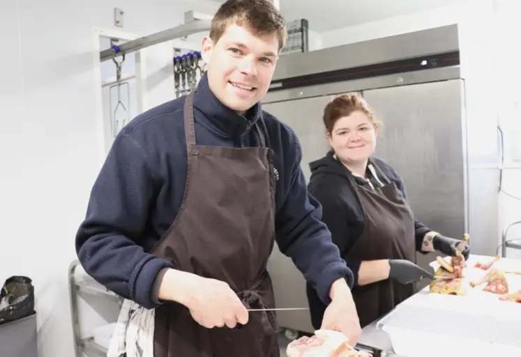 <em class="placeholder">Abattoir de ferme Volatek
Fabrication entreprise Bobet au Mans</em>