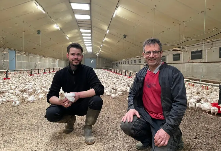<em class="placeholder">Guillaume Séchet, jeune installé et Christophe Dilé, le cédant : « Une confiance s’est rapidement installée. Nous étions sur la même longueur d’onde. »</em>