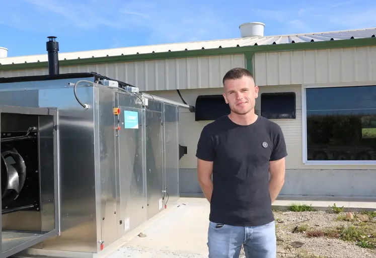 <em class="placeholder">Antoine Lijour : « En reconstruisant un poulailler de 1 800 m2, la condition était de ne pas avoir à consacrer davantage de temps qu'avec l'ancien. » </em>