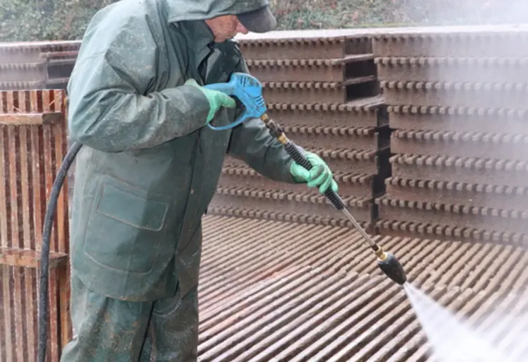 <em class="placeholder">Une bonne organisation avec l’éleveur facilite le lavage et évite les temps morts.</em>