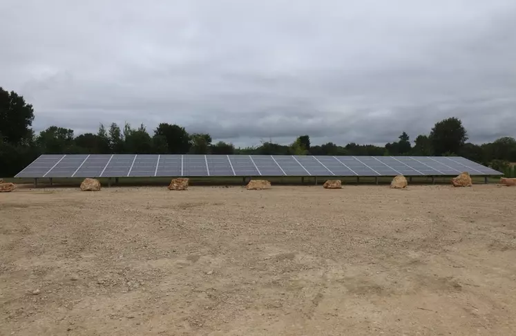 La table fait 33 mètres de long et est orientée plein sud © P. Le Douarin