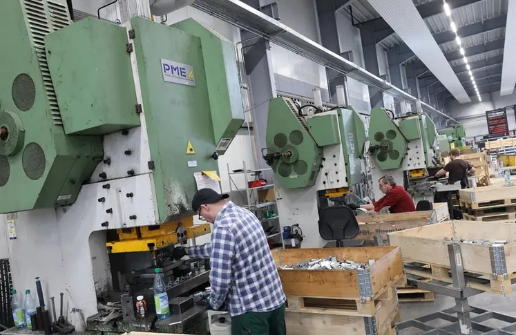 <em class="placeholder">Les différentes machines-outils qui usinent les pièces du puzzle.</em>