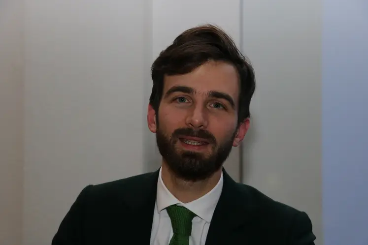 <em class="placeholder">Timothée Dufour</em>