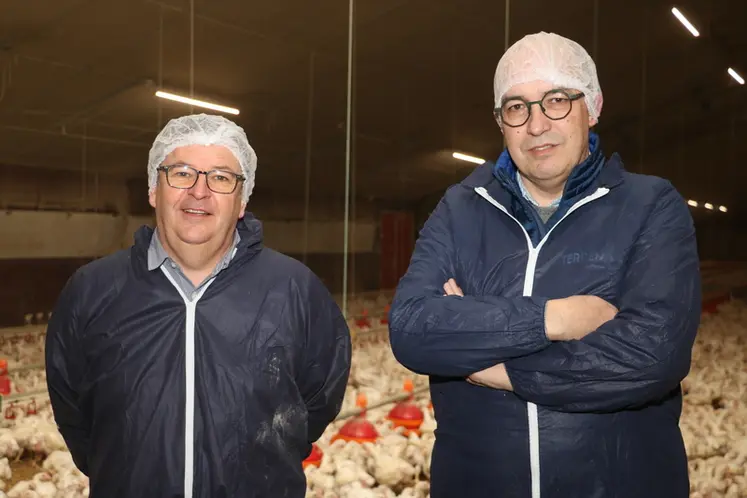 <em class="placeholder">Christophe Cochet et Marc Besson de Val&#039;iance : Val’iance en Bretagne regroupe une soixantaine d’éleveurs, soit 100 000 m2 de poulaillers.</em>
