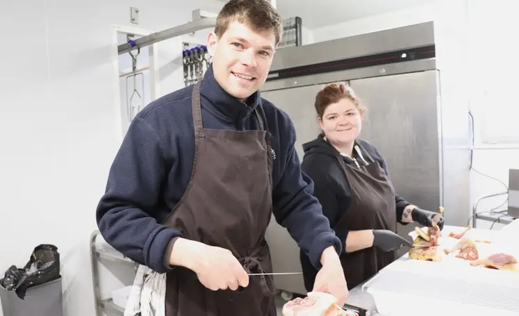 <em class="placeholder">Abattoir de ferme VolatekFabrication entreprise Bobet au Mans</em>