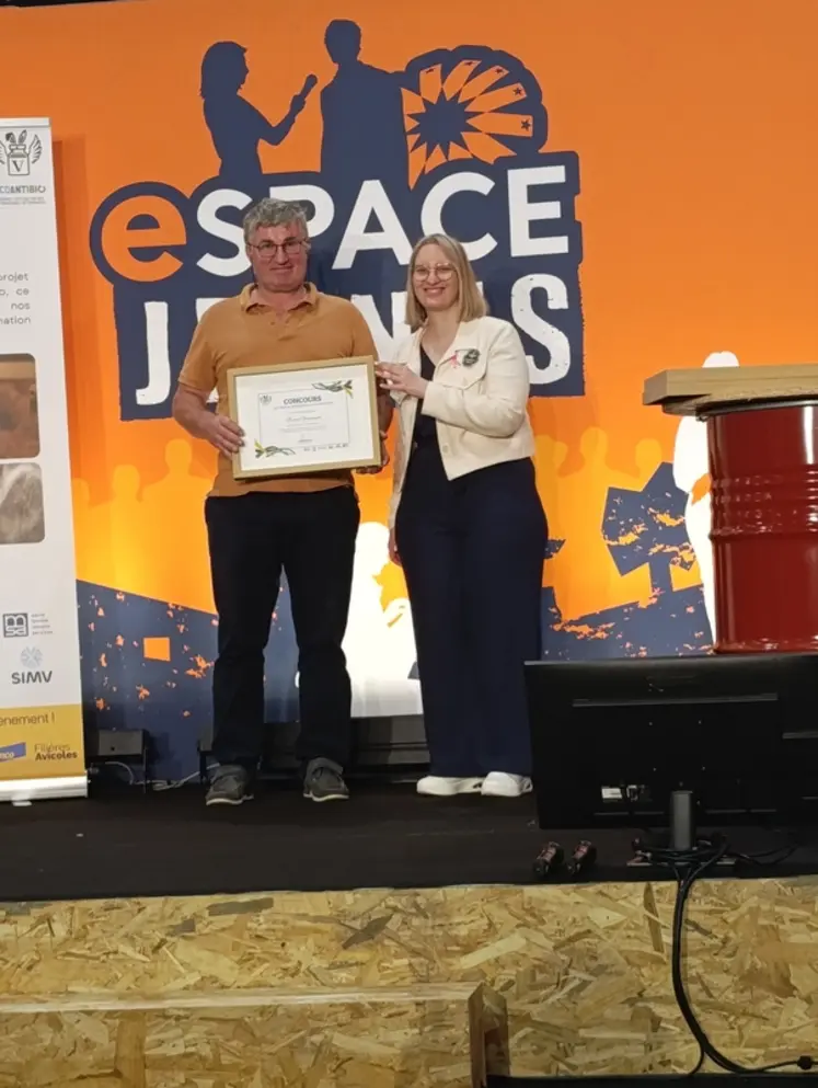 <em class="placeholder">Bruno Grimault, éleveur dans le Maine-et-Loire « Il fallait juste penser à passer le tuyau dans la manche C’est tout bête, mais on gagne en sécurité et en ...</em>