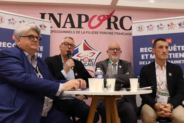 <em class="placeholder"> Les représentants des interprofessions au salon de l’agriculture le 23 février pour la présentation du manifeste. </em>