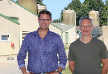 <em class="placeholder">Sylvain Dumortier, d&#039;Unéal et Jean-Michel Reigner, président d&#039;Aviplus : « L’élevage de dinde reste rémunérateur mais l’écart de rentabilité se creuse avec le ...</em>